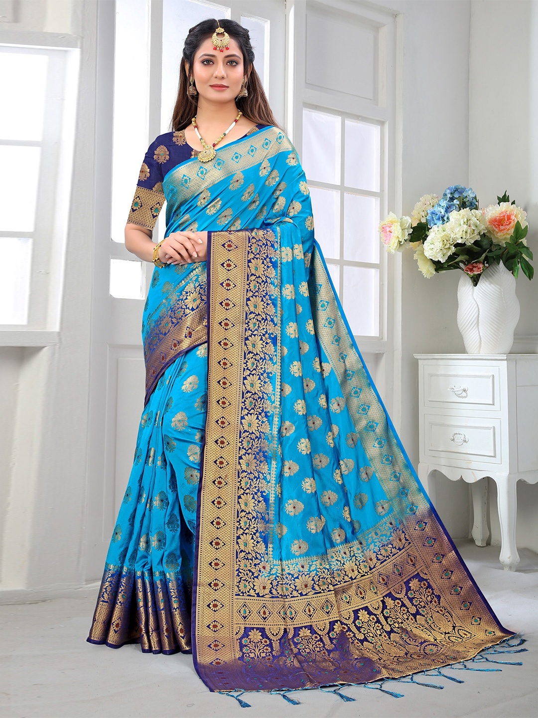 

TIEXA Ethnic Motifs Woven Design Zari Pure Silk Banarasi Saree, Turquoise blue