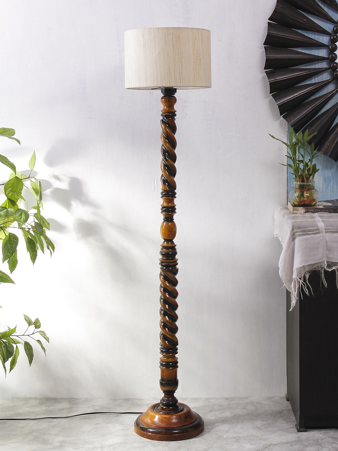 

Devansh White & Brown Closed Snake Wooden Drum Floor Lamp With Cotton Shade
