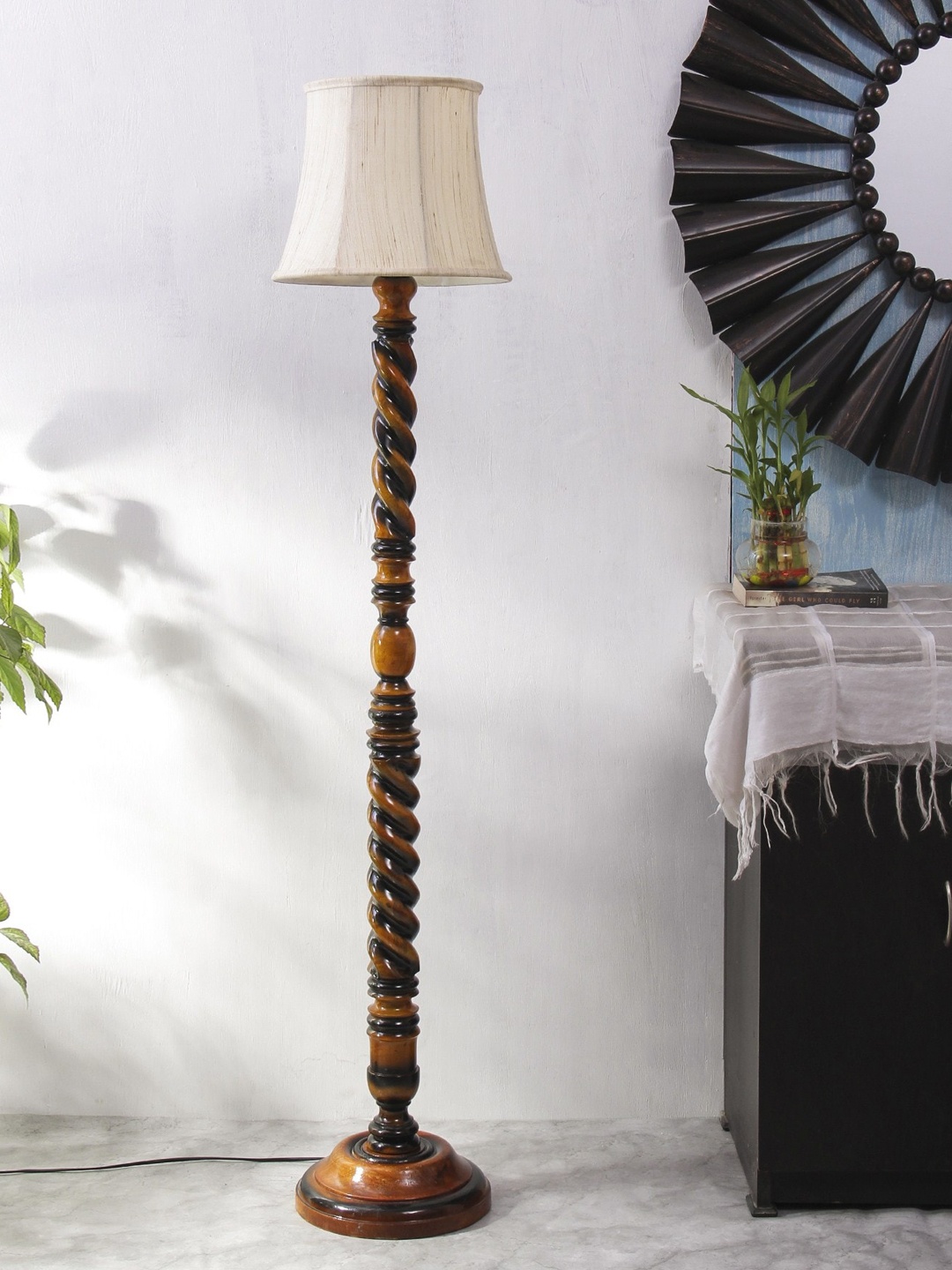 

Devansh White & Brown Cylinder Shape Closed Snake Wooden Floor Lamp With Cotton Shade