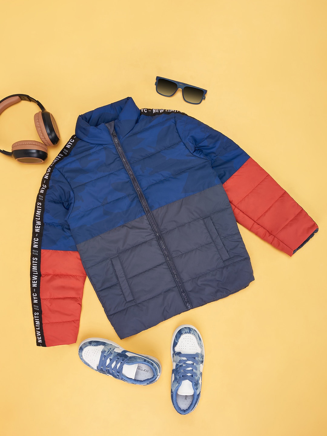 

YU by Pantaloons Boys Colourblocked Mock Collar Puffer Jacket, Blue