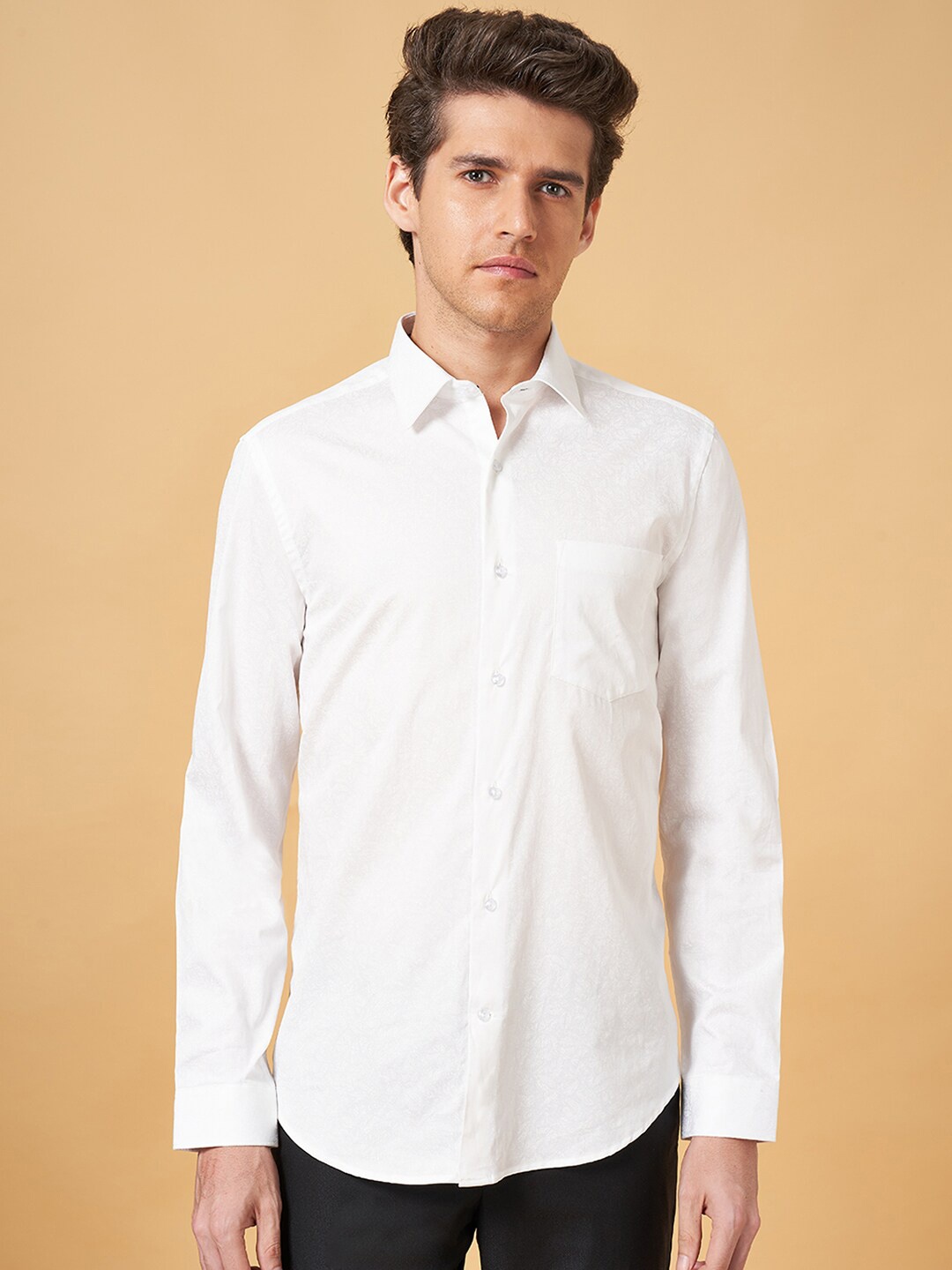 

Peregrine by Pantaloons Slim Fit Floral Printed Cotton Casual Shirt, White