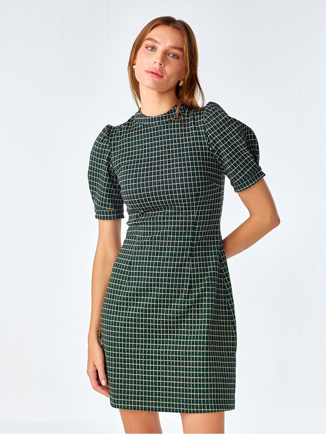 

COVER STORY Green Checked Puff Sleeves Sheath Above Knee Dress