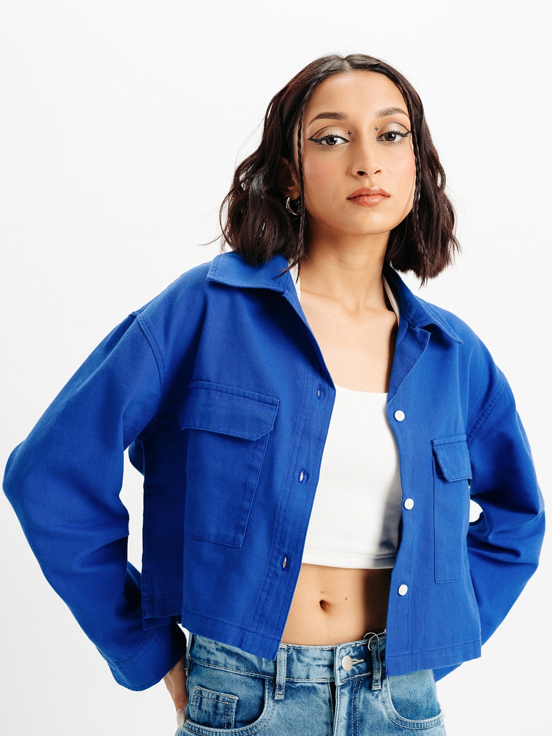 

FREAKINS Blue Spread Collar Long Sleeves Cotton Crop Casual Shacket