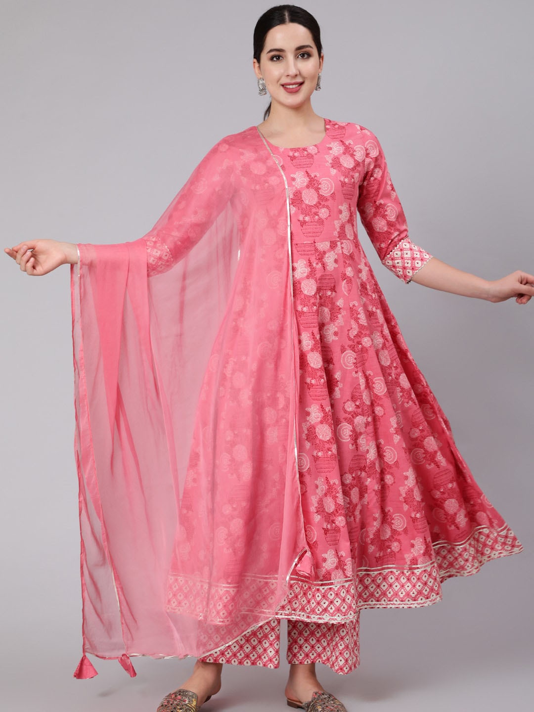 

AADAT Ethnic Motifs Printed Regular Pure Cotton Kurta With Palazzos & Dupatta, Pink