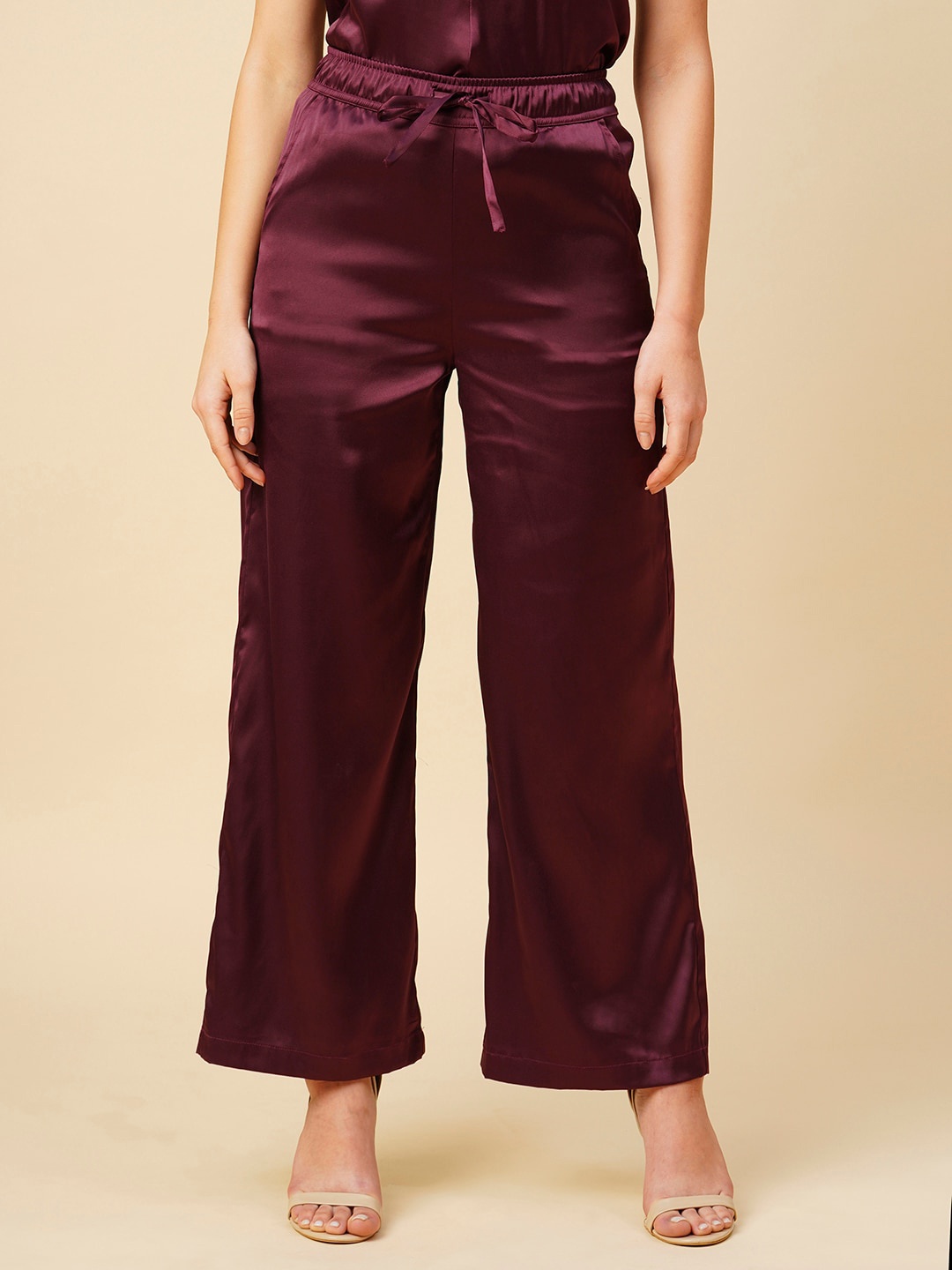 

Chemistry Women Mid Rise Parallel Trousers, Maroon