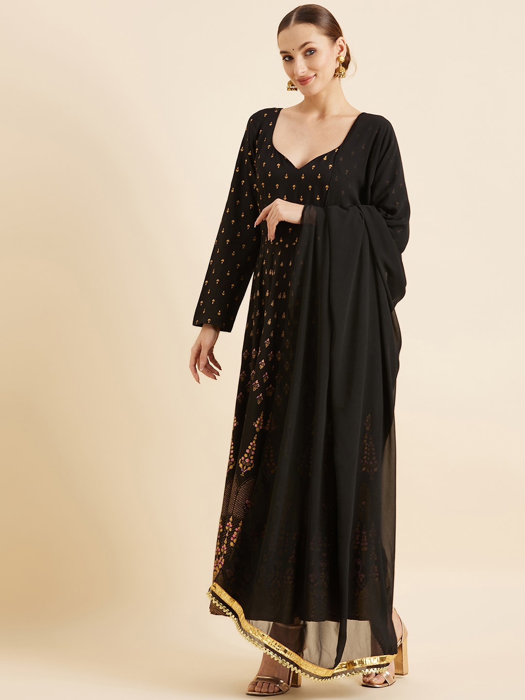 

PANIT Ethnic Motifs Printed Sweetheart Neck Maxi Ethnic Dress With Dupatta, Black