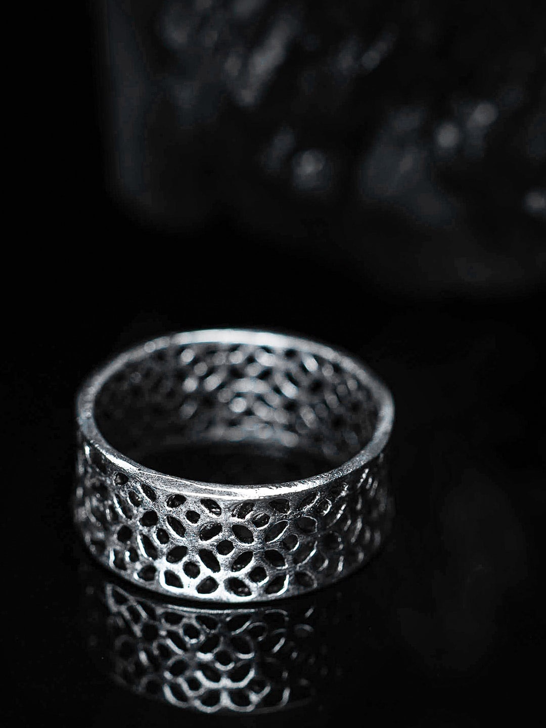 

VIRAASI Silver Plated Adjustable Band Finger Ring