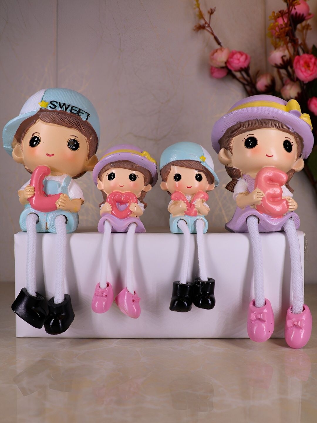 

Elegant Lifestyle White & Purple Polyresin Figurine Showpiece