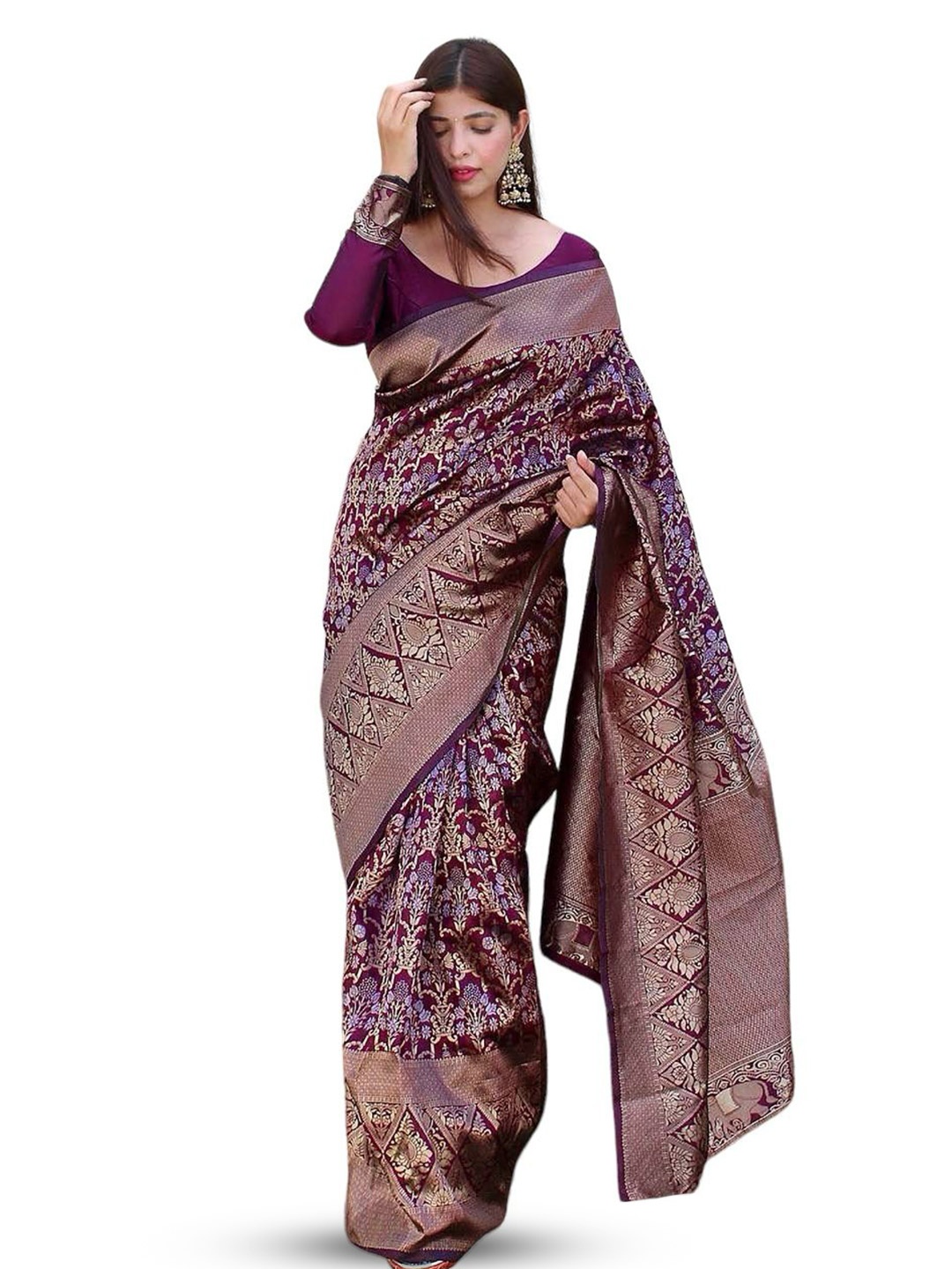 

MOLTIRA Floral Woven Design Zari Silk Cotton Banarasi Saree, Magenta