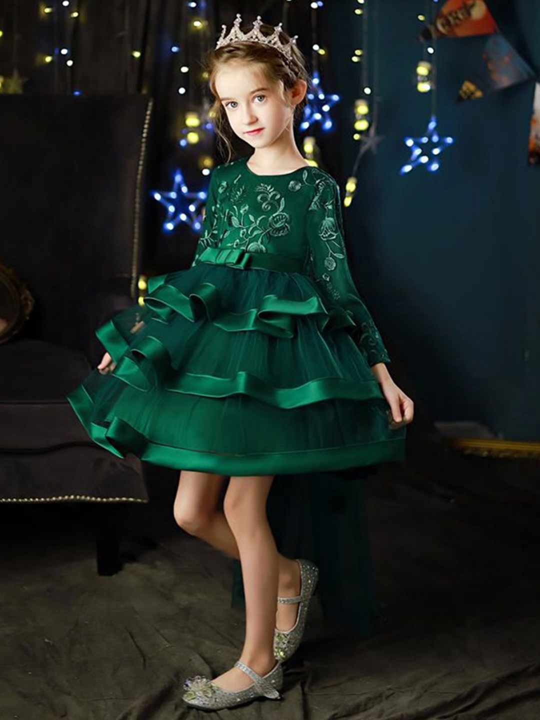 

INCLUD Green Embroidered Net Fit & Flare Dress