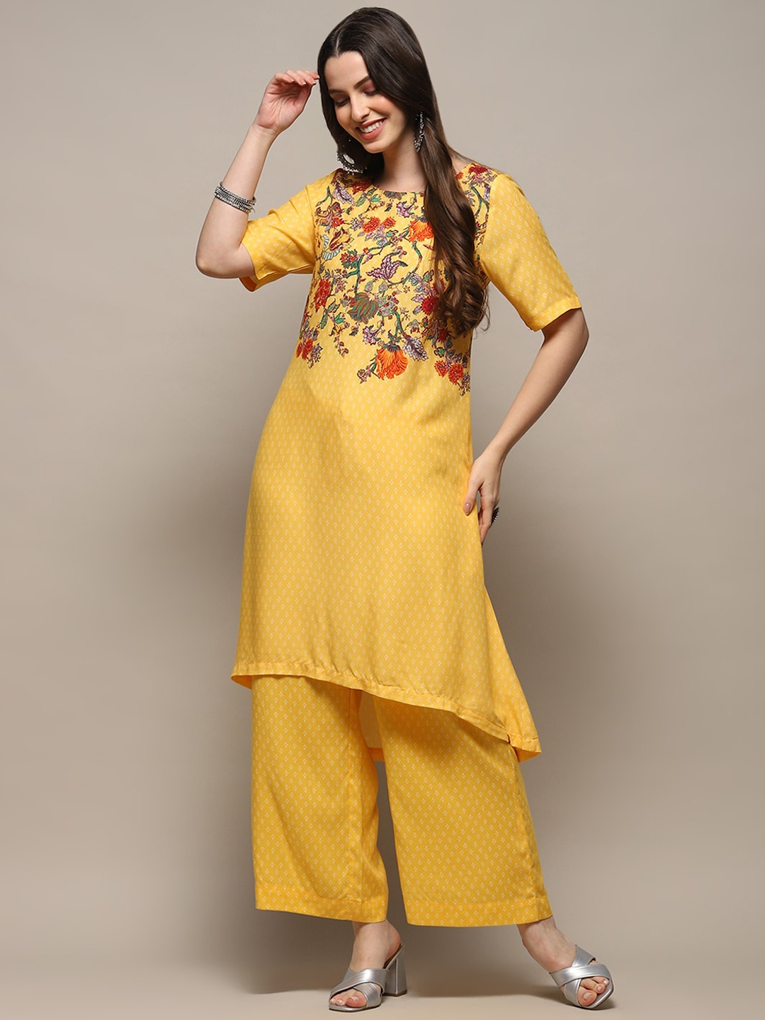 

Biba Floral Printed Kurta With Palazzos, Yellow