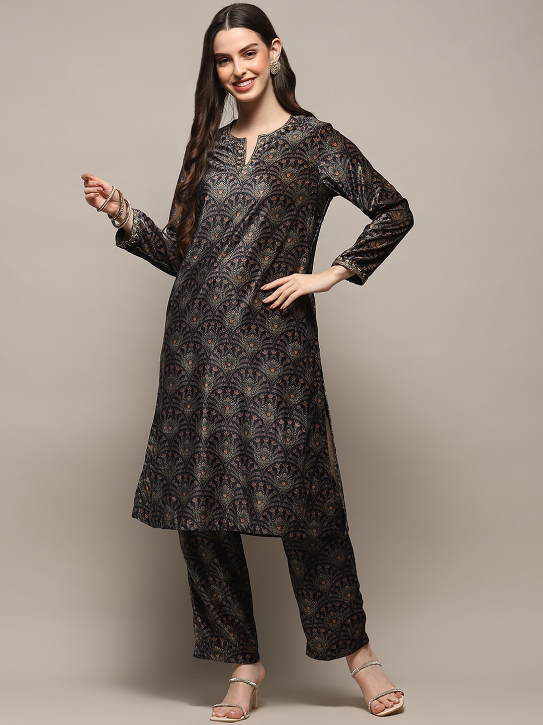 

Biba Ethnic Motifs Printed Kurta With Palazzos, Blue