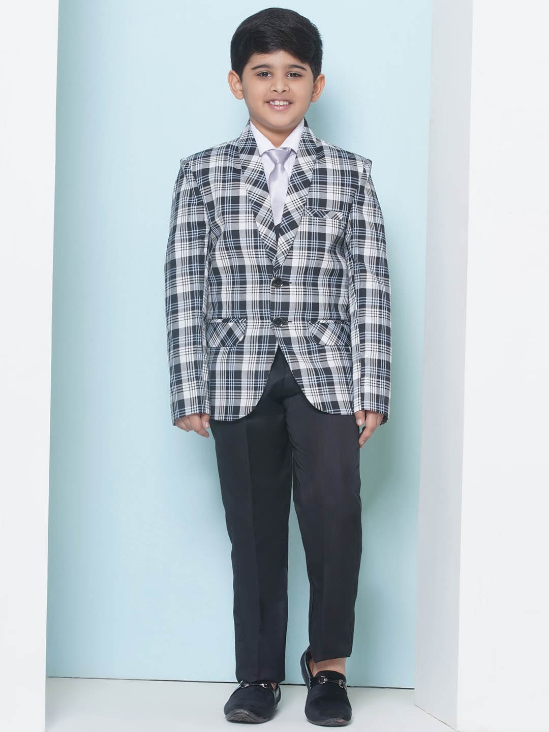 

Aj DEZInES Boys Checked Single-Breasted Cotton Five-Piece Party Suit, White