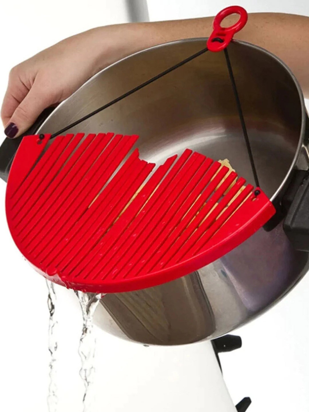 

THEDECORKART Red & Steel Strainer