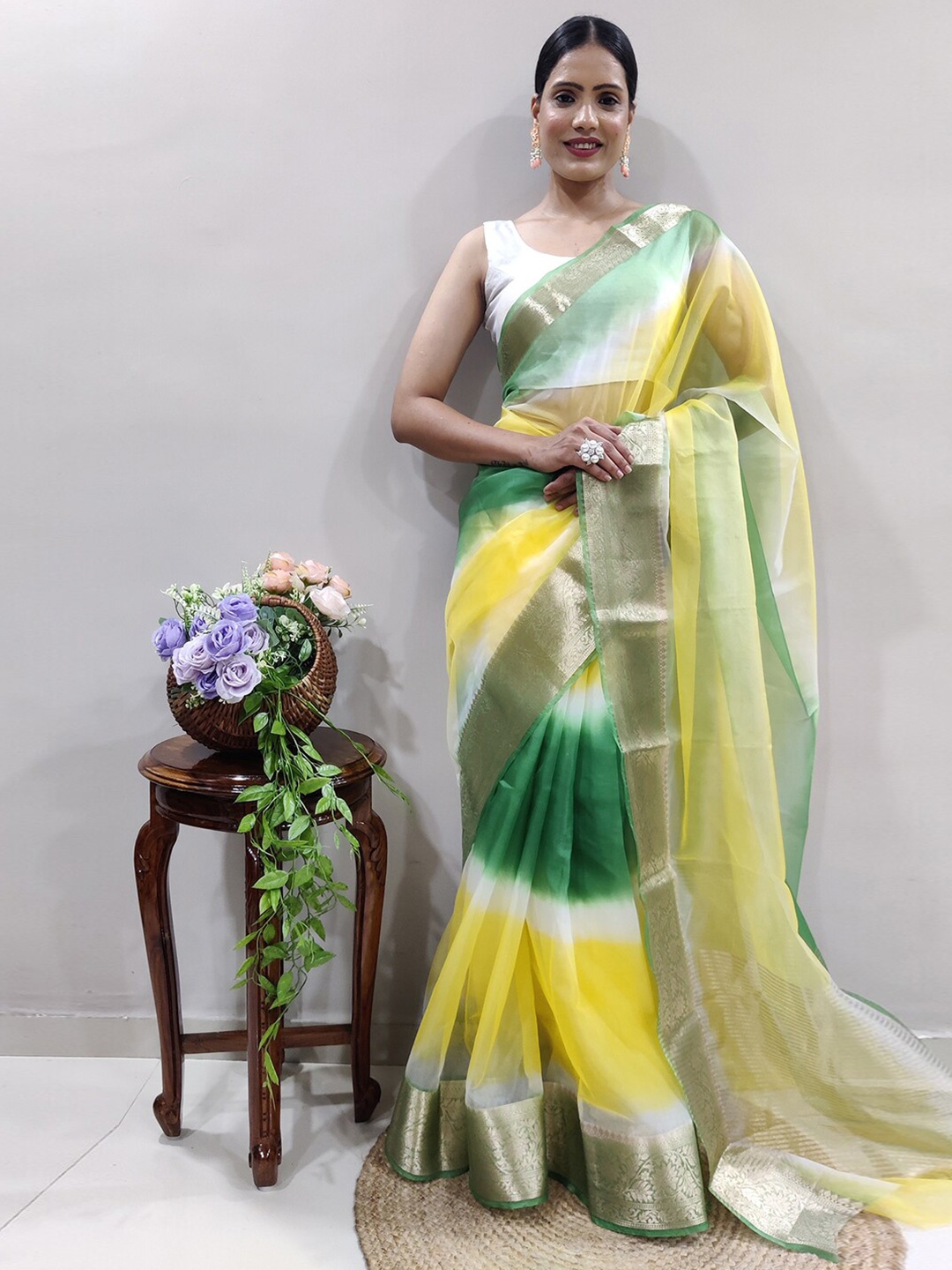 

Satrani Tie & Dye Ombre Zari Organza Fusion Saree, Green