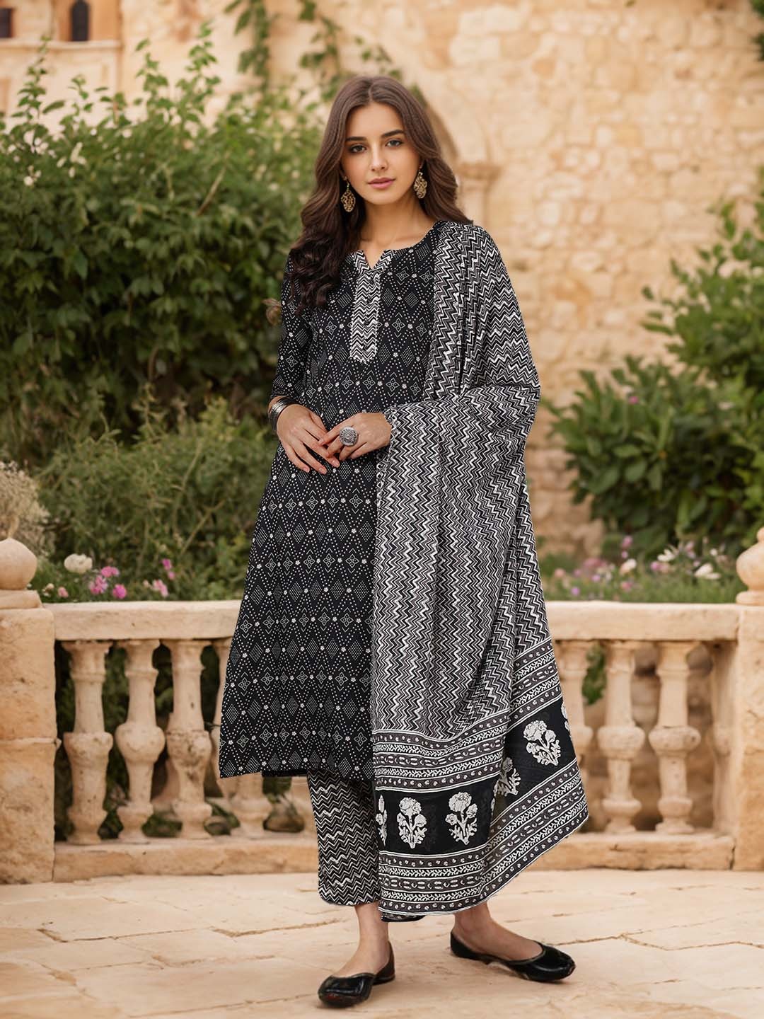 

AHIKA Black Ethnic Motifs Printed Straight Kurta with Trousers & Dupatta