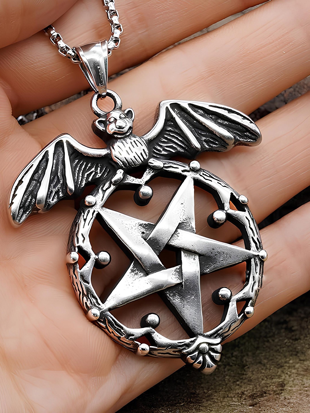 

KARISHMA KREATIONS Silver-Plated Bat Skull-Charm Pendant With Chain