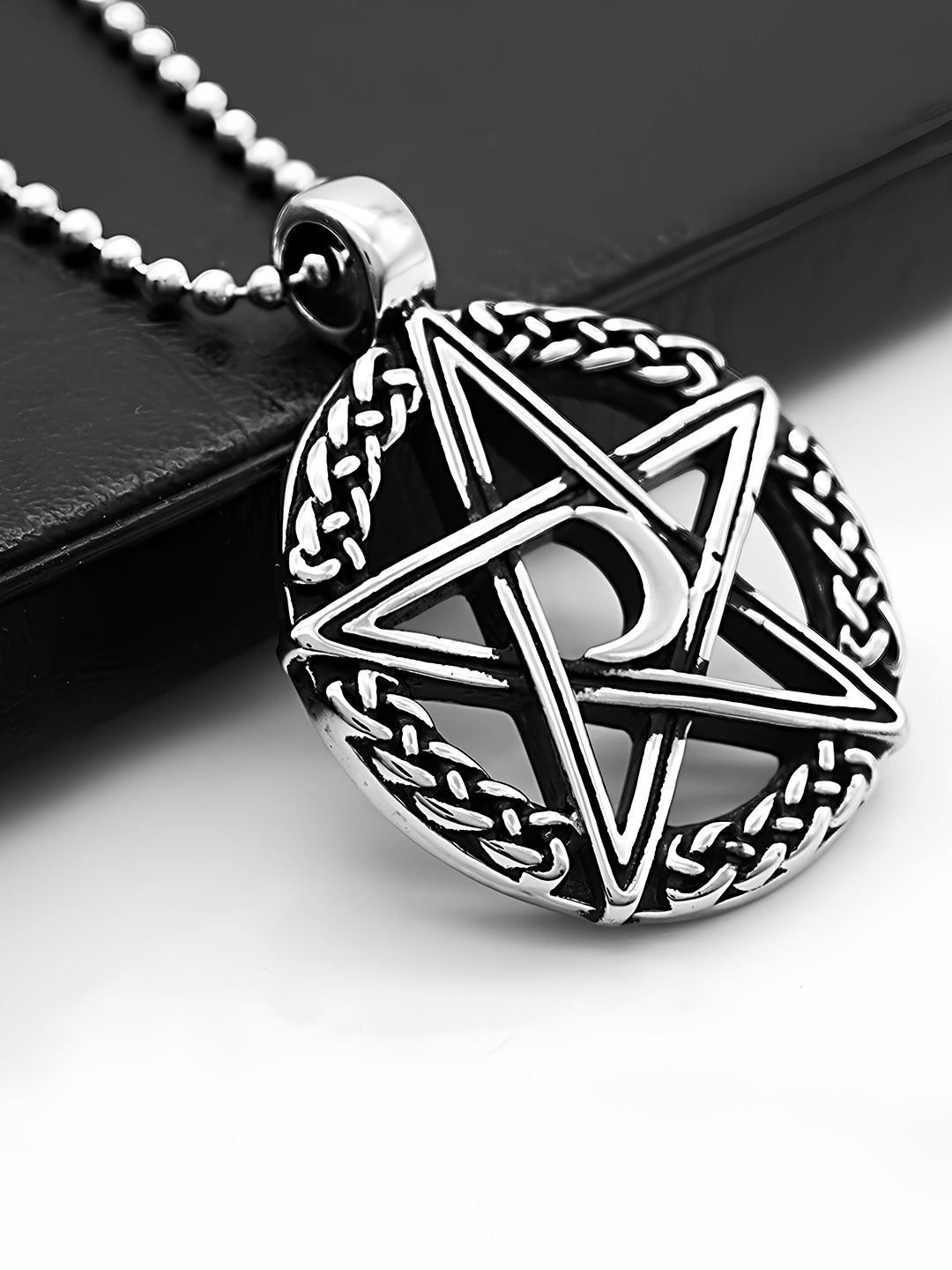 

KARISHMA KREATIONS Silver-Plated Pendent & Chain