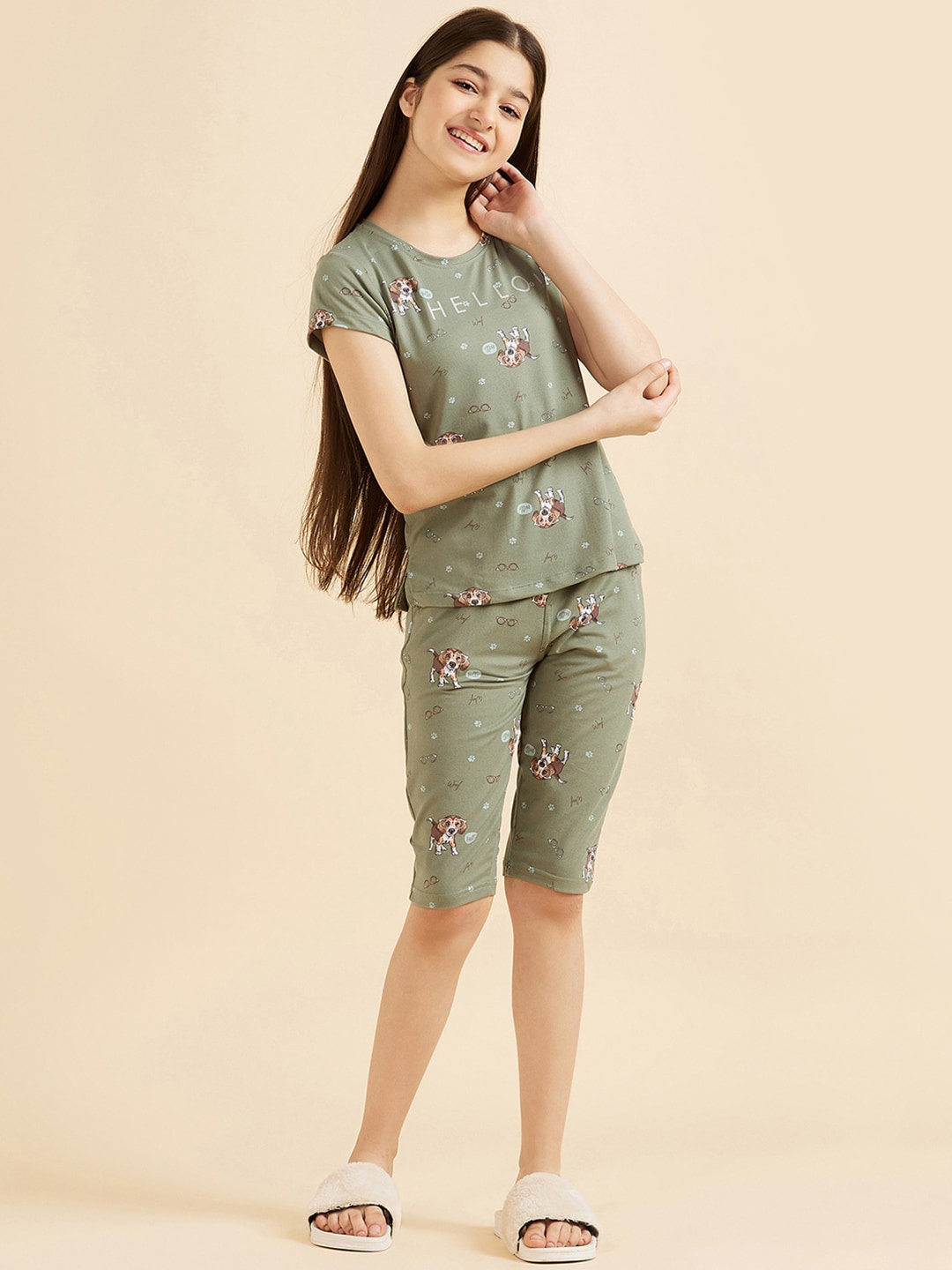 

Sweet Dreams Girls Graphic Printed Night suit, Green