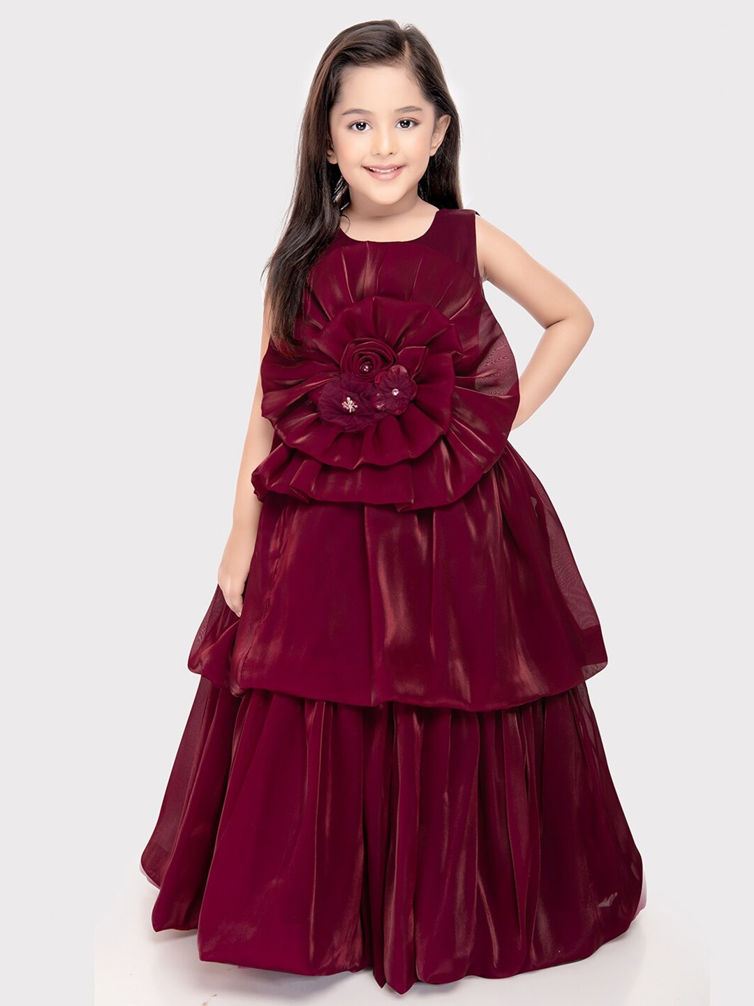 

BETTY Girls Sleeveless Satin Gown, Burgundy