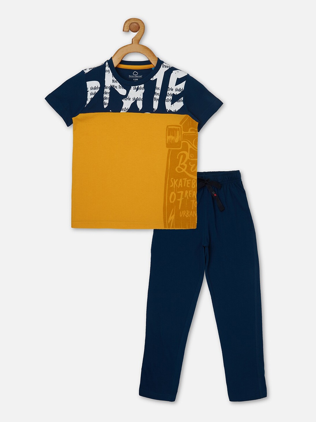 

Sweet Dreams Boys Yellow Abstract Printed Pure Cotton Night suit