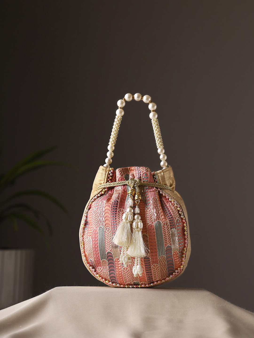 

Priyaasi Embellished Potli Clutch, Pink