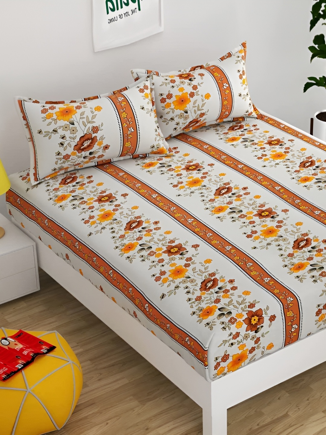 

HOMECRUST Cream Floral 210 TC Queen Fitted Bedsheet With 2 Pillow Covers