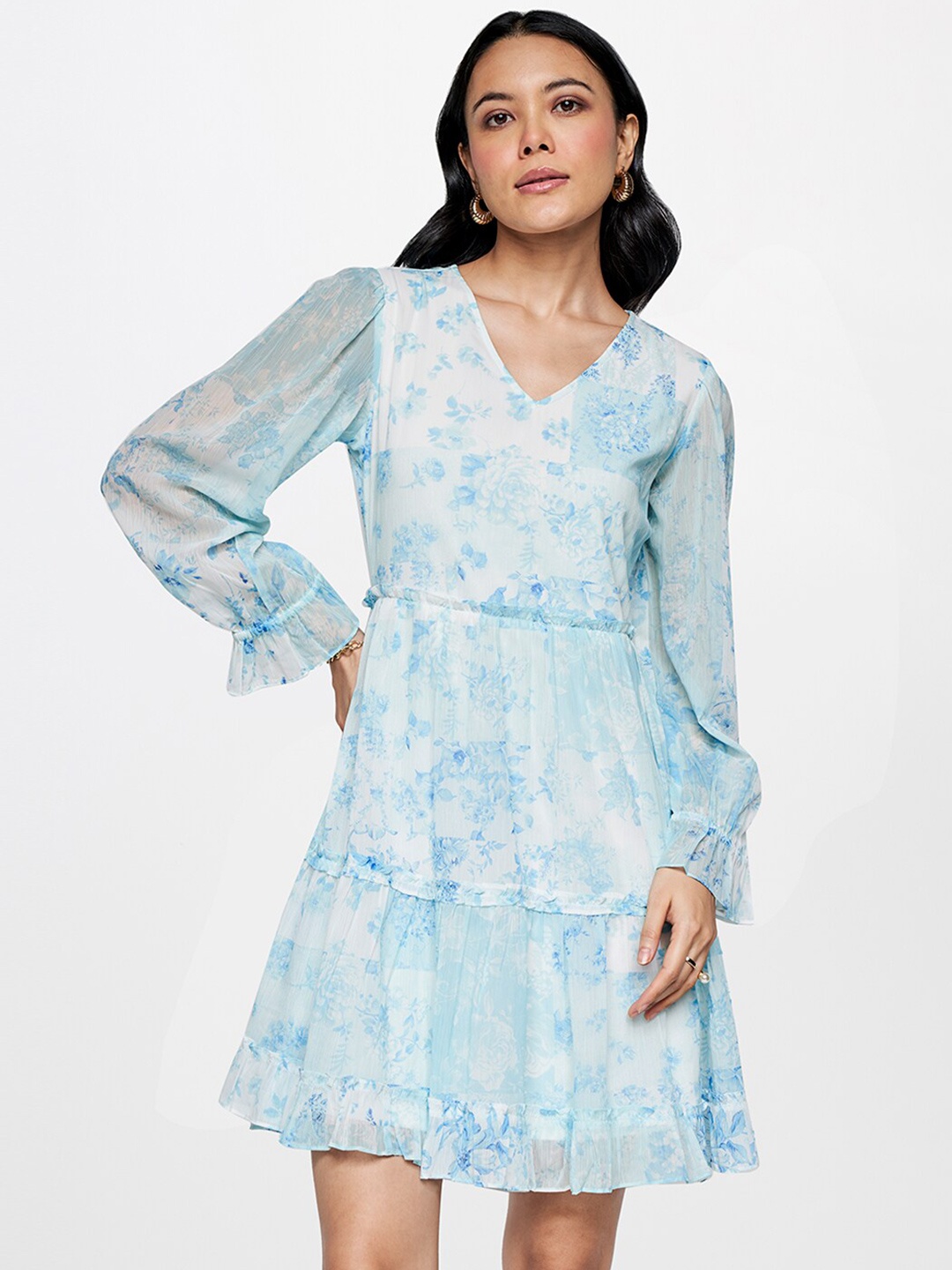 

AND Floral Printed V-Neck Bell Sleeve Gathered Tiered Fit & Flare Dress, Blue