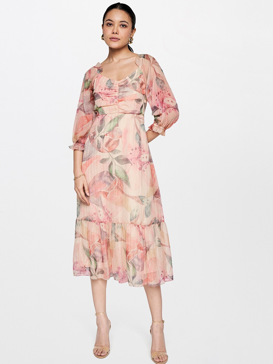 

AND Floral Printed Sweetheart Neck Puff Sleeve Gathered Tiered A-Line Midi Dress, Pink