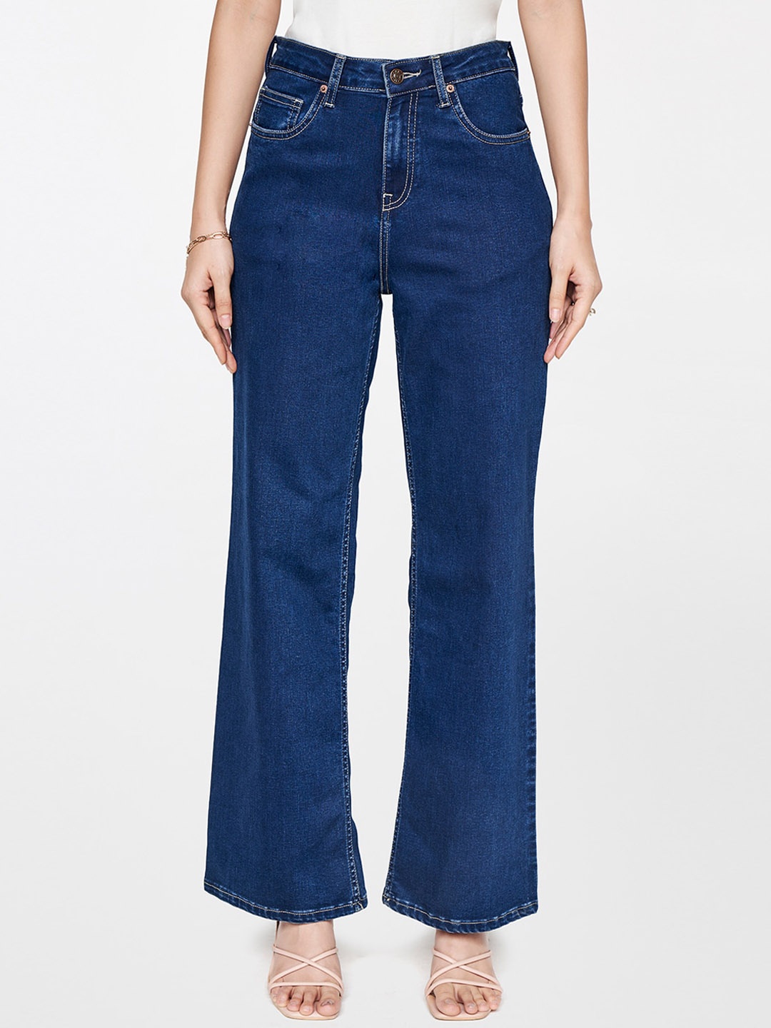 

AND Women Mid-Rise Clean Look Jeans, Blue