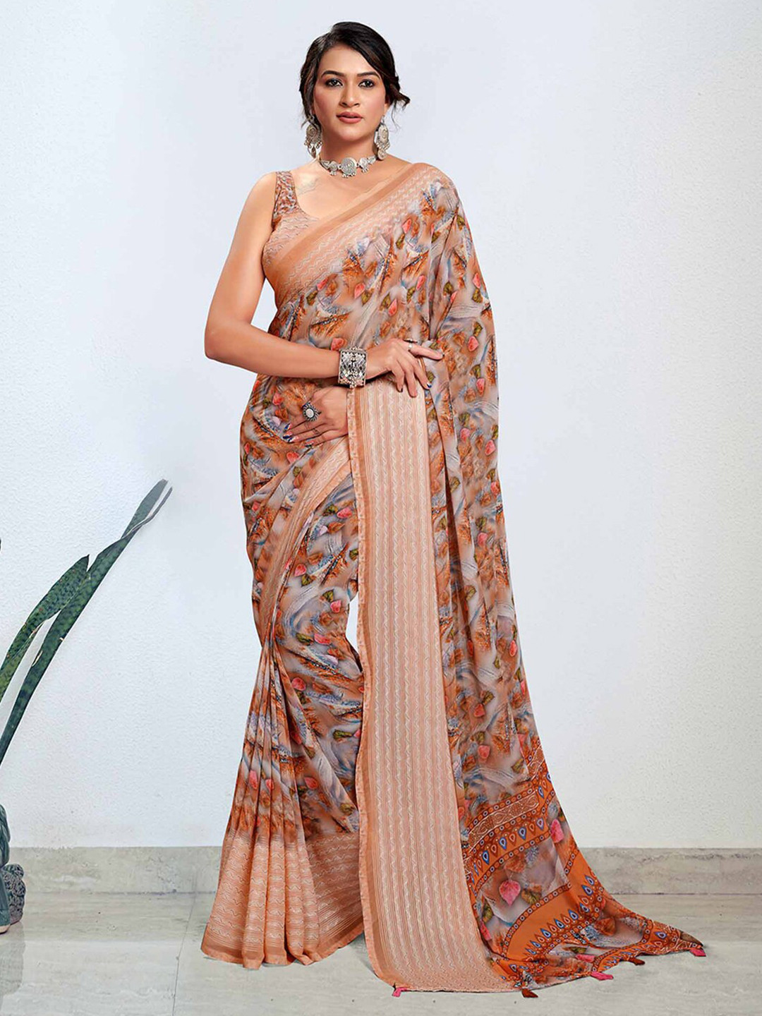 

Mitera Abstract Printed Embroidered Pure Georgette Bagh Saree, Brown