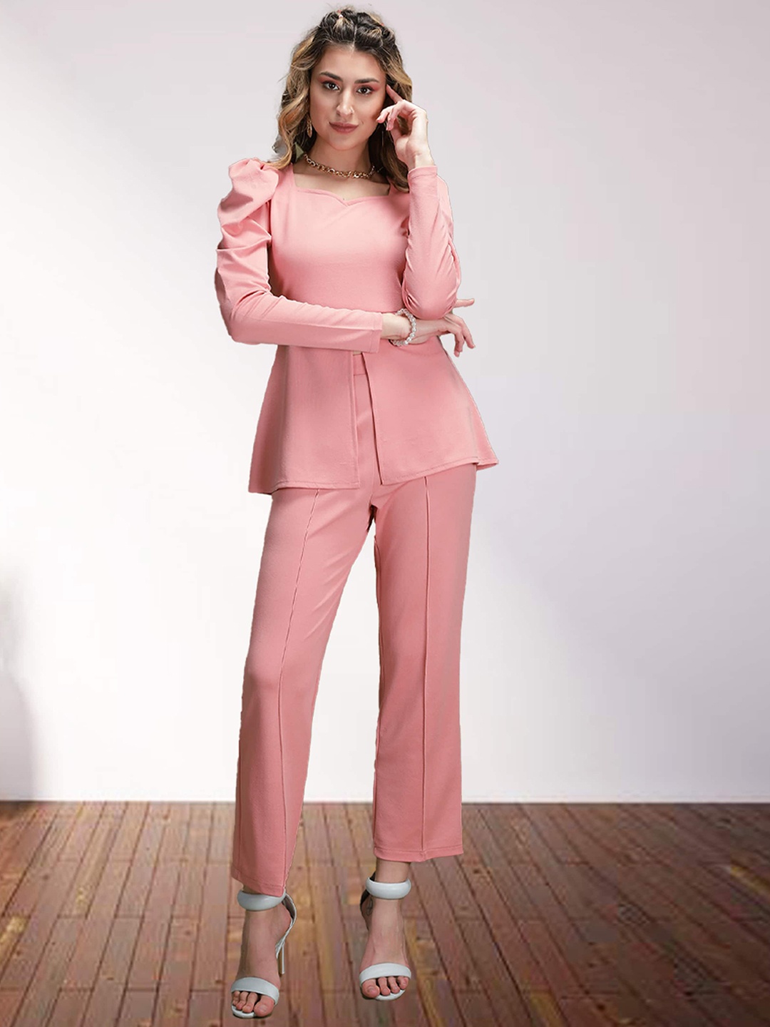 

N N ENTERPRISE Top With Trousers Co-Ords, Peach
