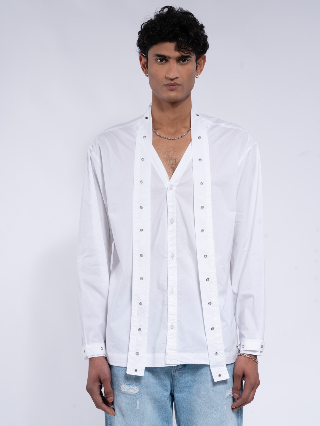

UNRL Men Boxy Pure Cotton Casual Shirt, White