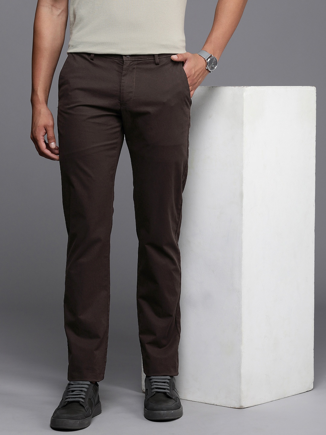 

Allen Solly Men Mid-Rise Slim Fit Chinos, Coffee brown