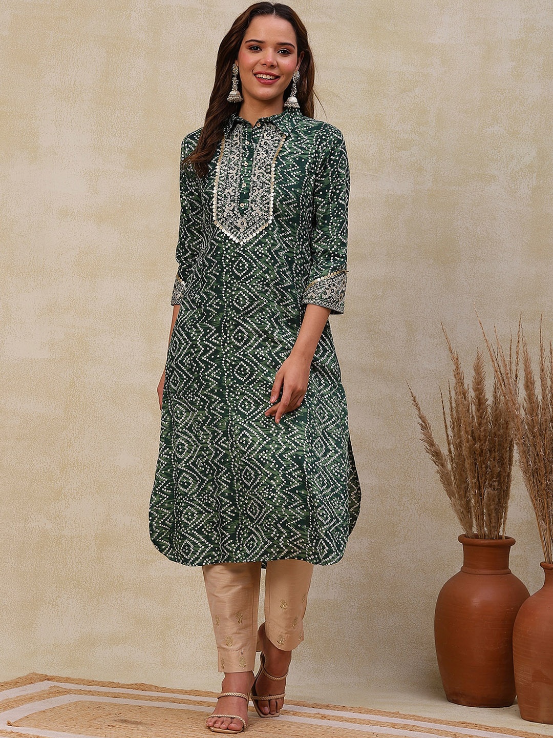 

FASHOR Bandhani Printed Sequinned & Zari A-Line Kurta, Green