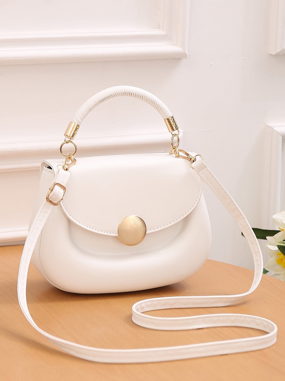 

Diva Dale Textured Structured Handheld Bag, White