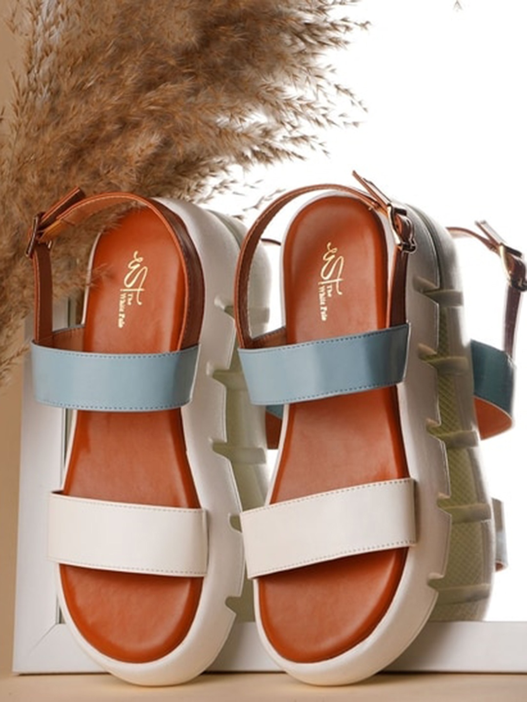 

THE WHITE POLE Colourblocked Open Toe Flatform Heels With Buckle Closure, Brown