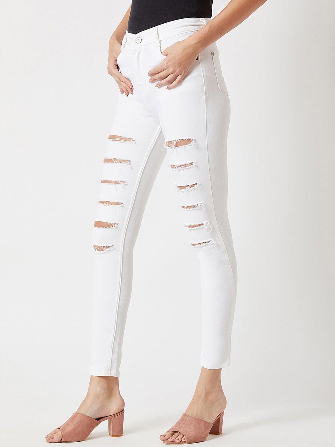 

Roadster Women Skinny Fit High-Rise Highly Distressed Jeans, White