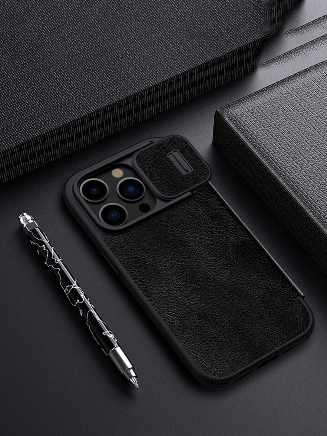 

TREEMODA Leather iPhone 15 Pro Back Case, Black