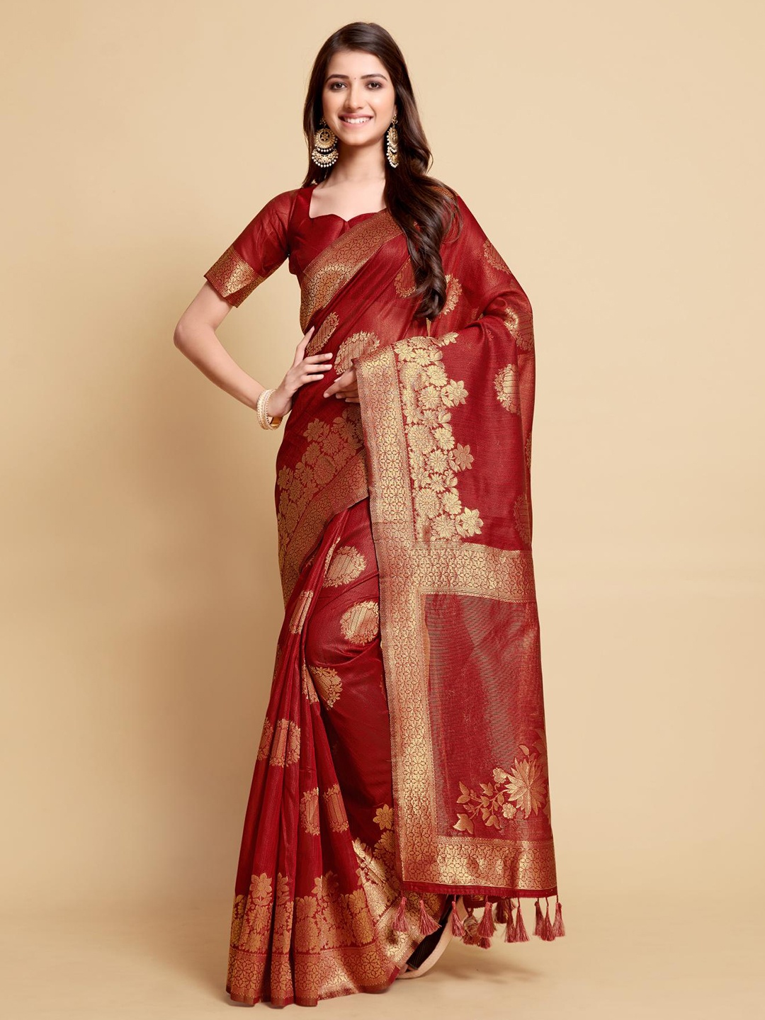 

Dori Floral Woven Design Linen Blend Saree With Tassels, Maroon