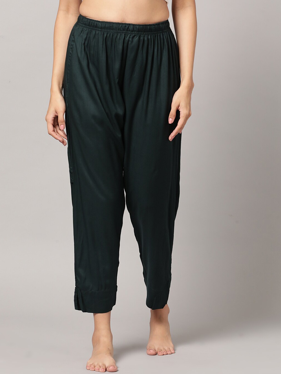 

Kryptic Women Mid Rise Lounge Pants, Green