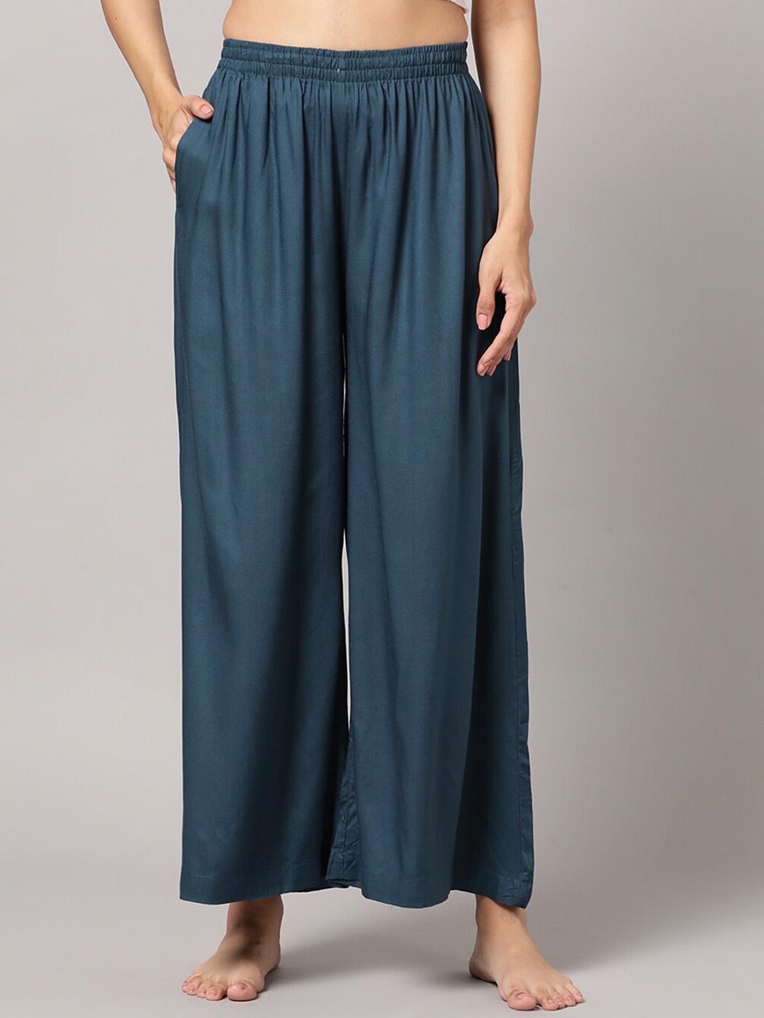 

Kryptic Women Mid Rise Lounge Pants, Teal
