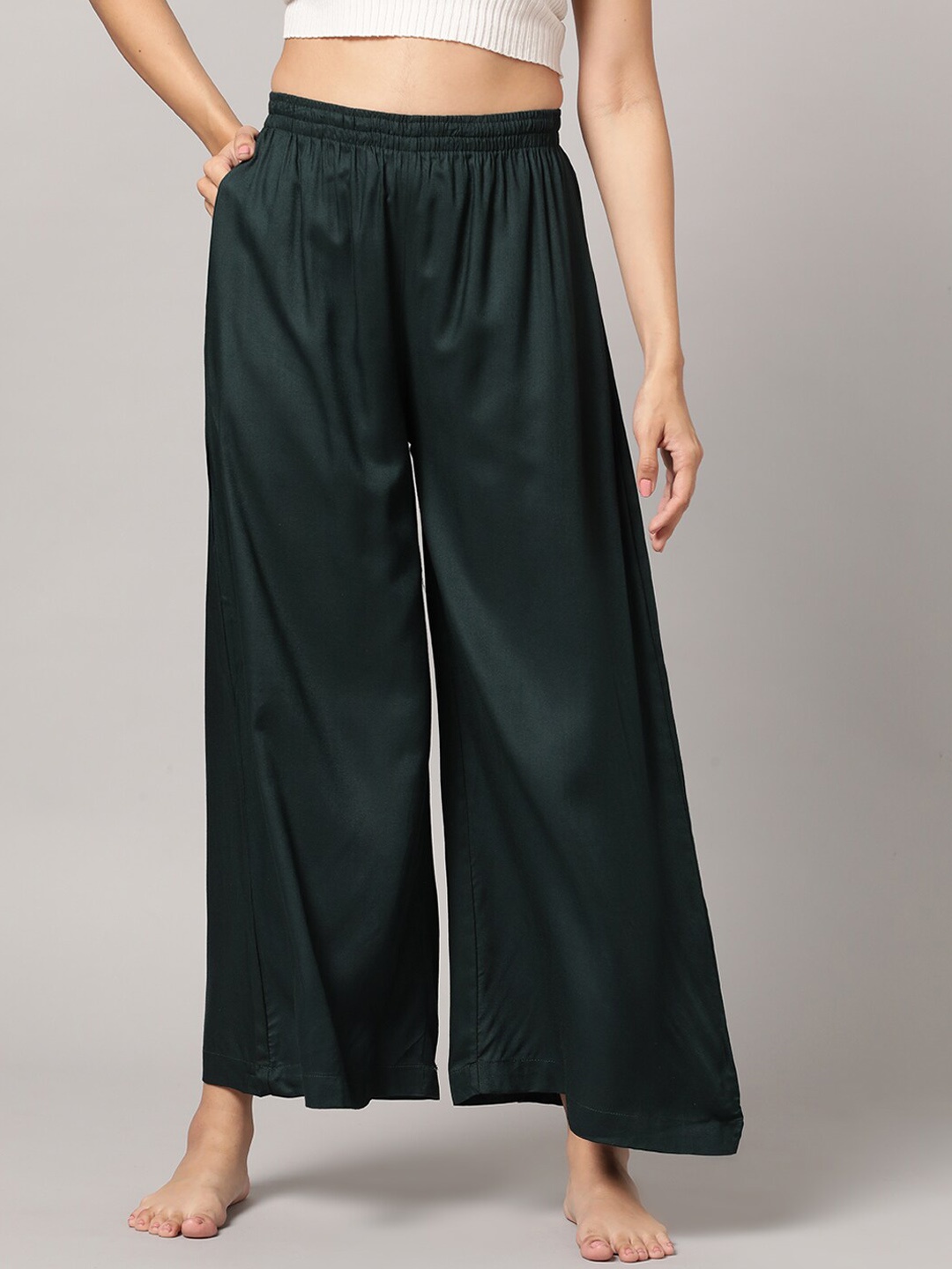 

Kryptic Women Lounge Pants, Green