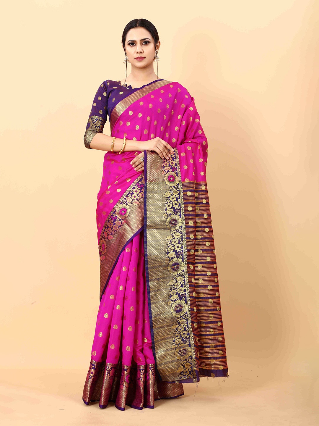 

NIWAA Ethnic Motifs Woven Design Zari Banarasi Saree, Pink