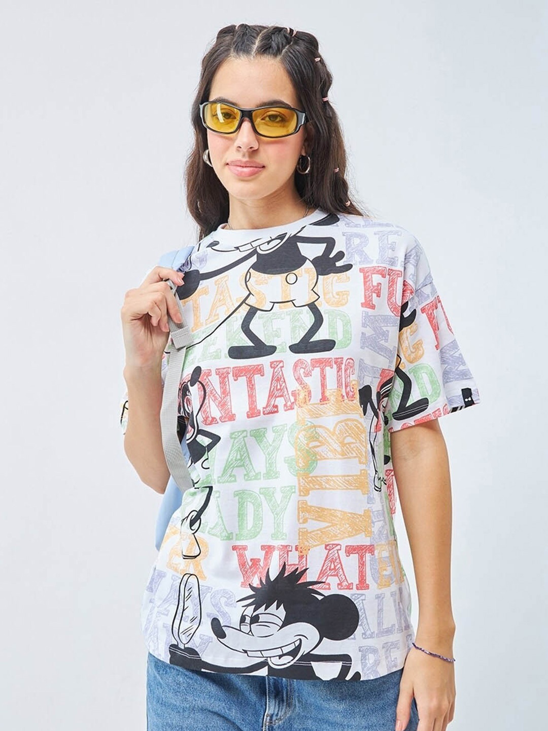 

Bewakoof White Mickey Mouse Printed Pure Cotton Oversized T-shirt