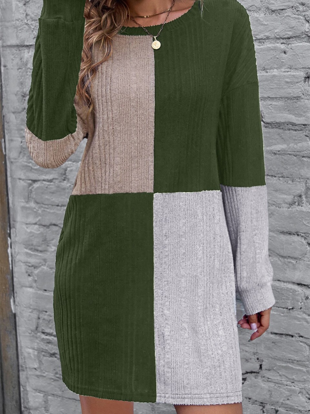

StyleCast Green Colourblocked Sheath Sweater Dress