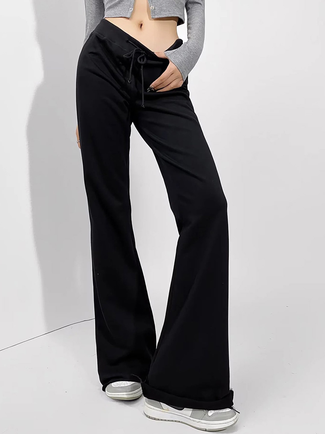 

LULU & SKY Women Flared High-Rise Parallel Trousers, Black