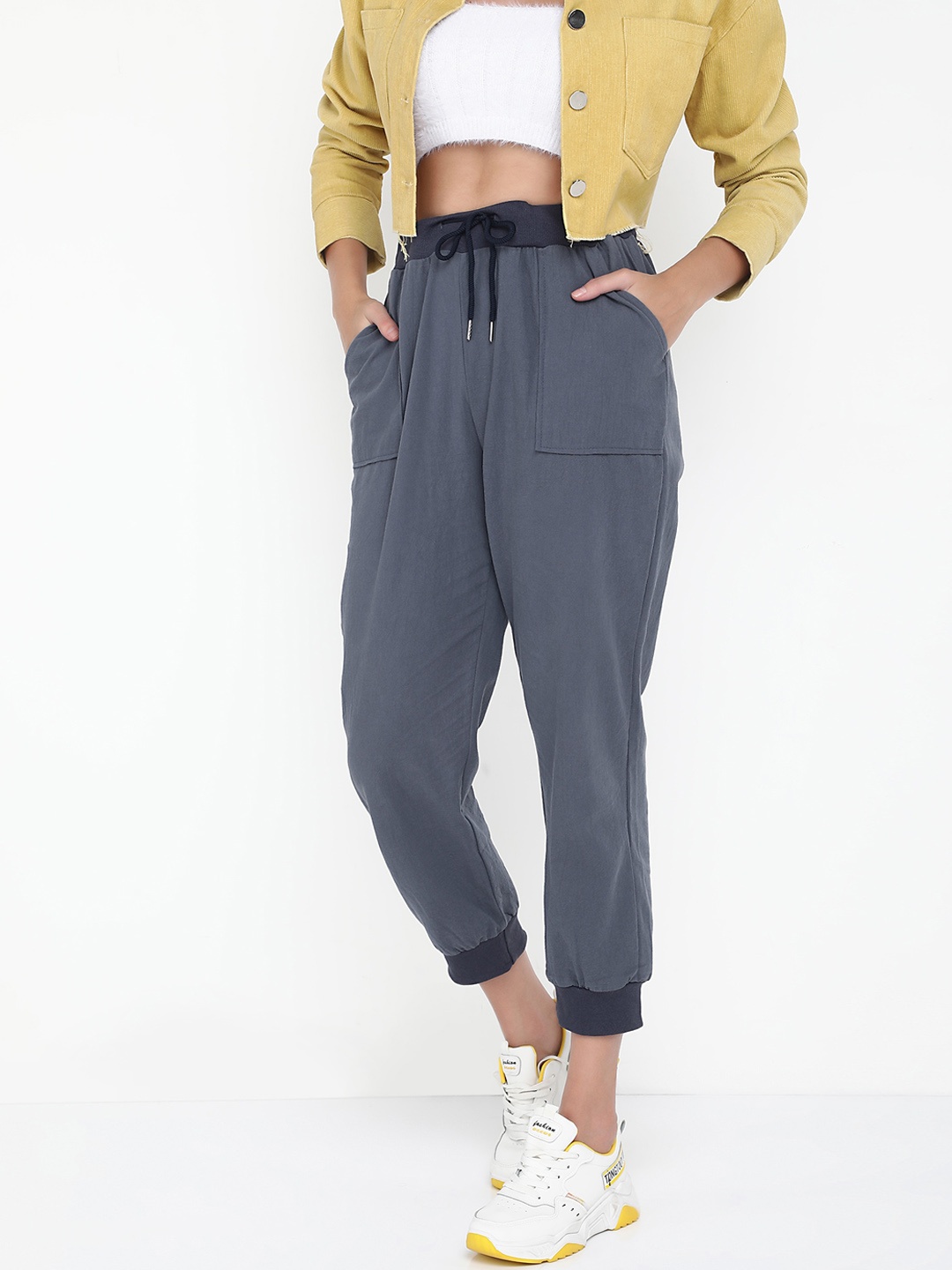 

LULU & SKY Women Mid-Rise Regular Fit Cropped Joggers, Blue
