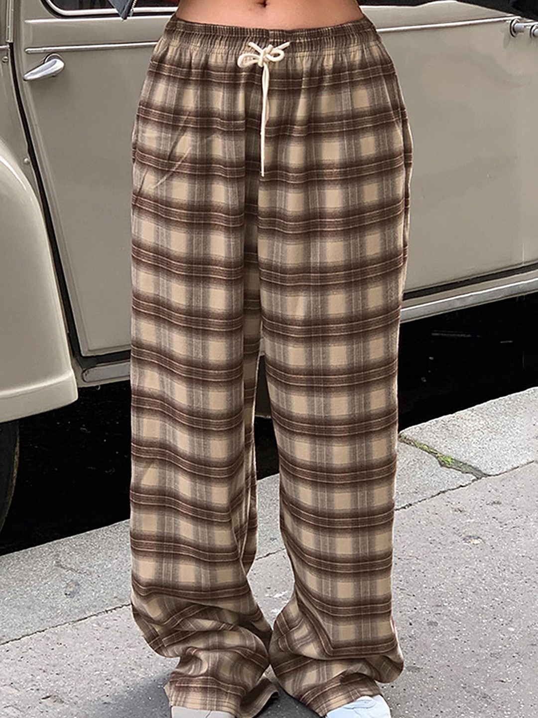 

LULU & SKY Women Straight Fit Checked Low-Rise Parallel Trousers, Khaki