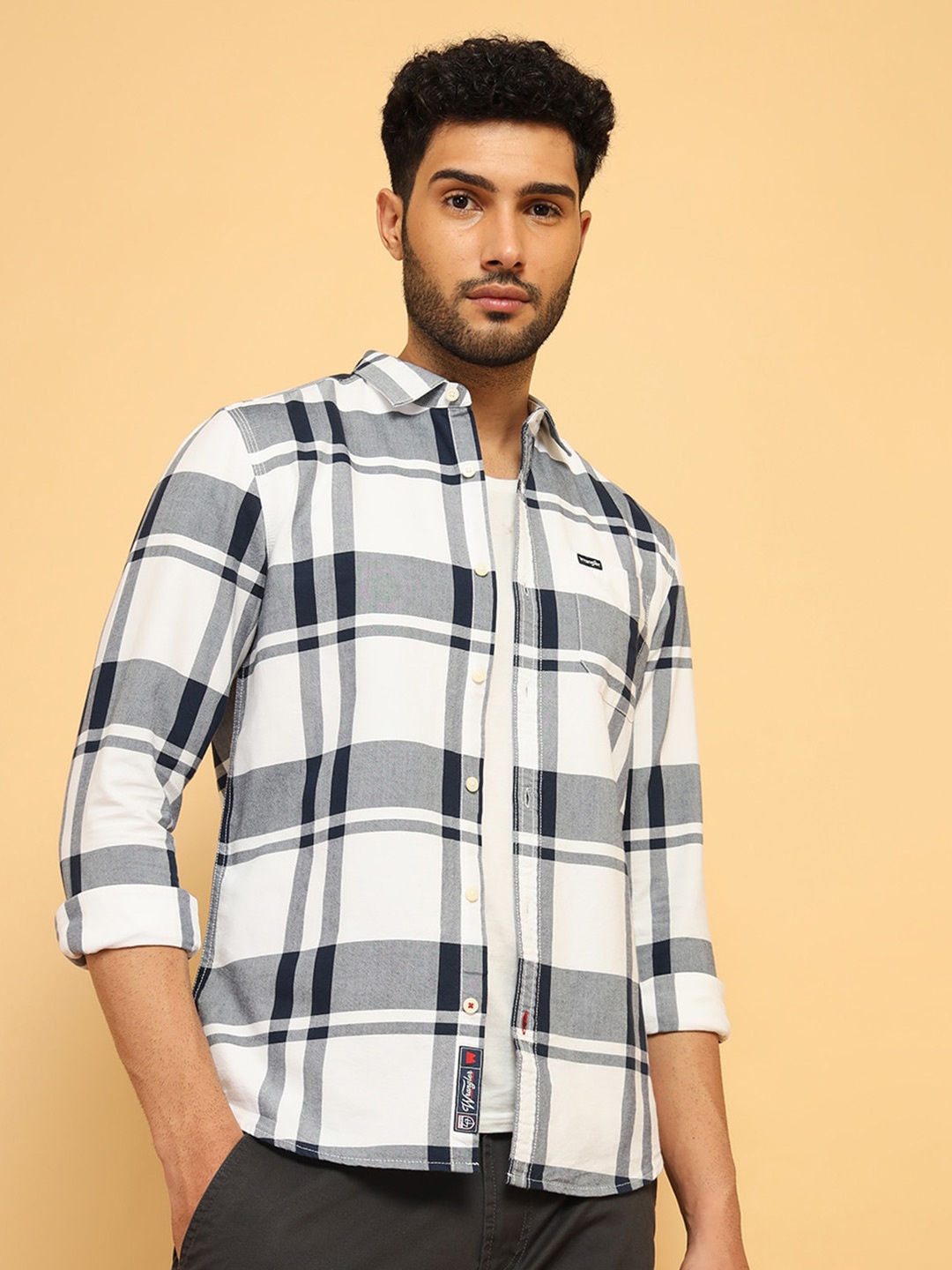 

Wrangler Buffalo Checked Pure Cotton Casual Shirt, Navy blue